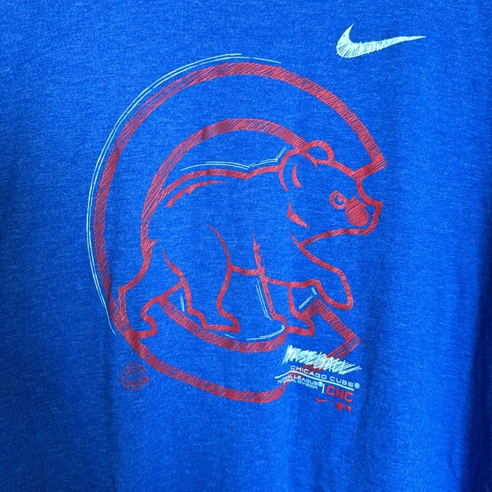Cubs women’s shirt - Picture 2 of 3